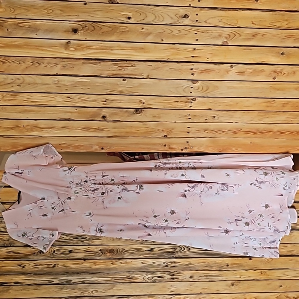 Pink floral wedding guest dress Size Medium